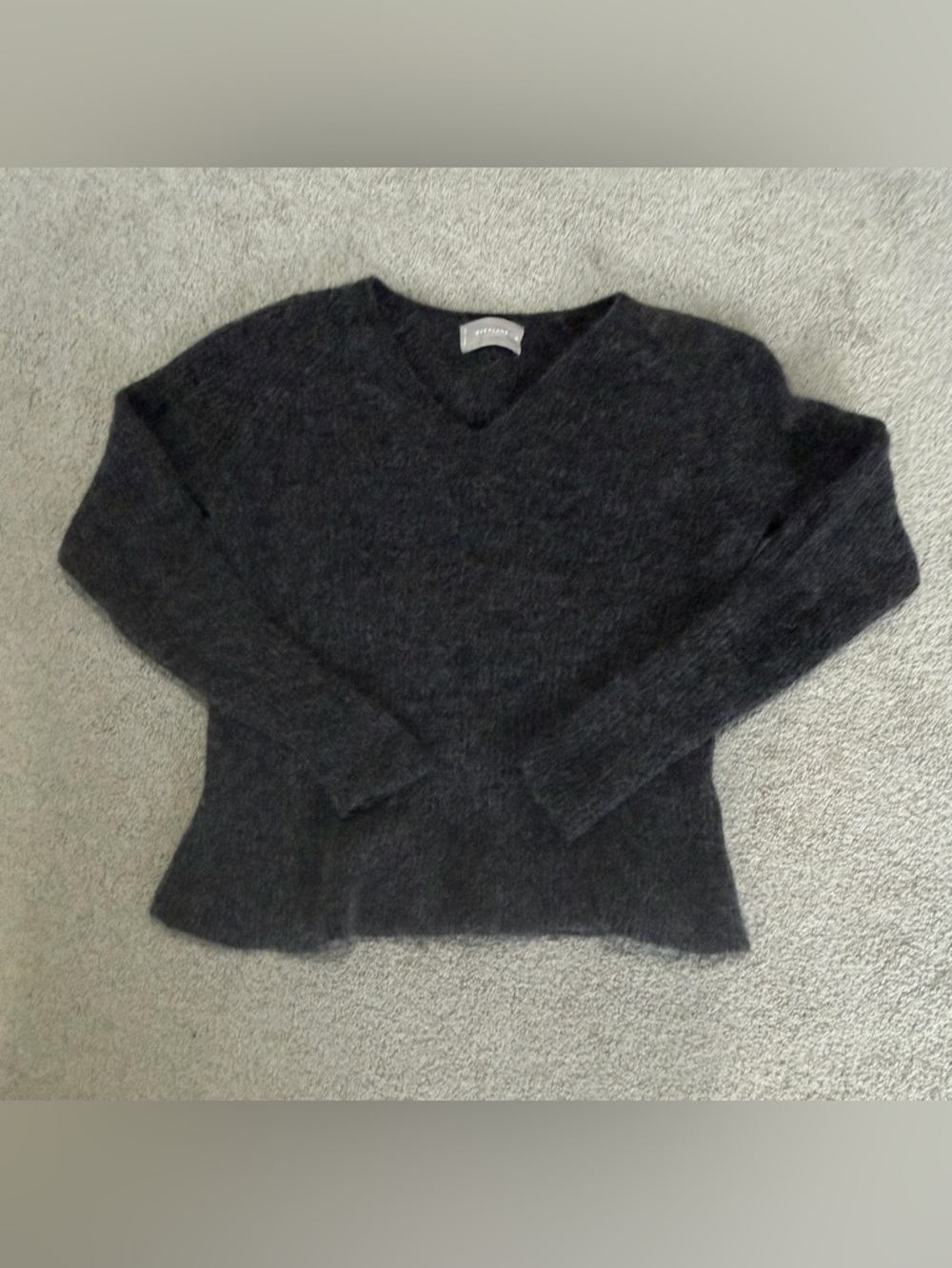 Everlane V-Neck Sweater, Women’s M Charcoal Alpaca Blend Long Sleeve Soft Swtr.
